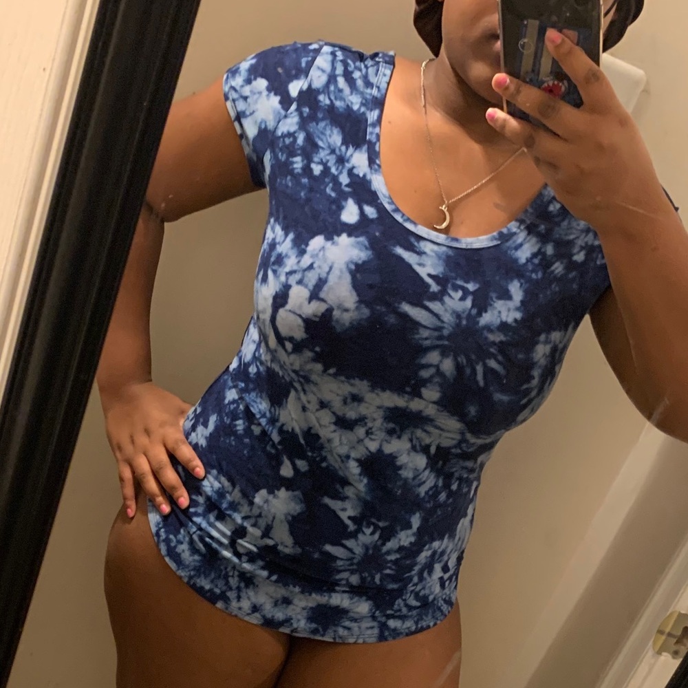 Blue tye dye shirt